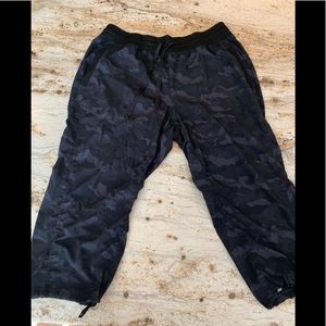 Capri work out pants
